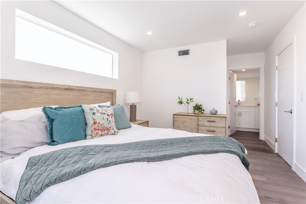 MLS #SR26053416 image #9