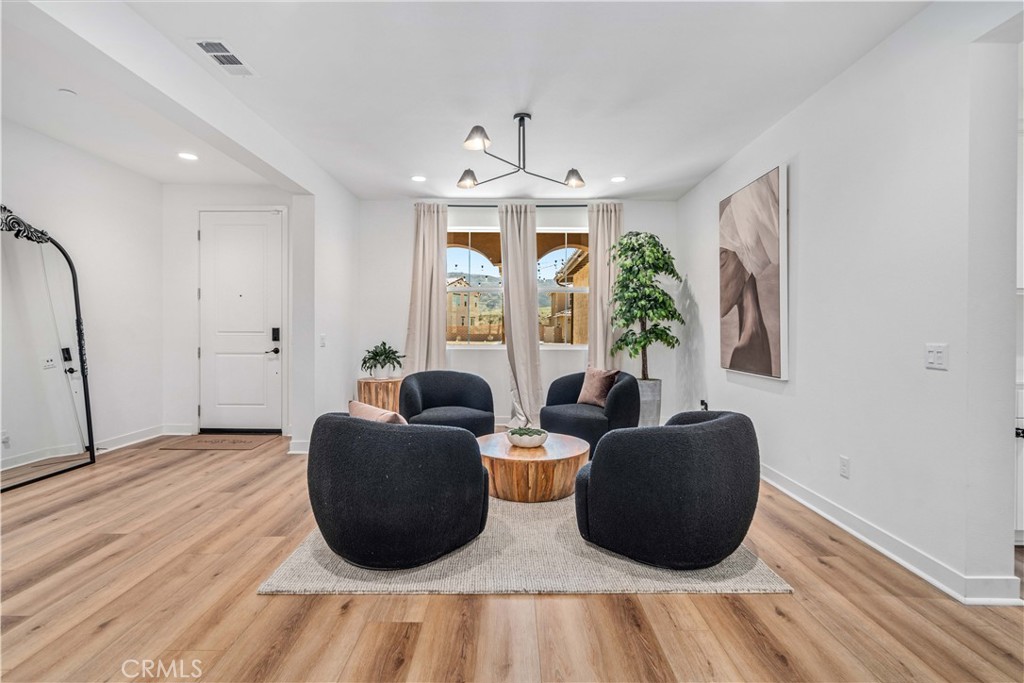 MLS #SR26054036 image #8