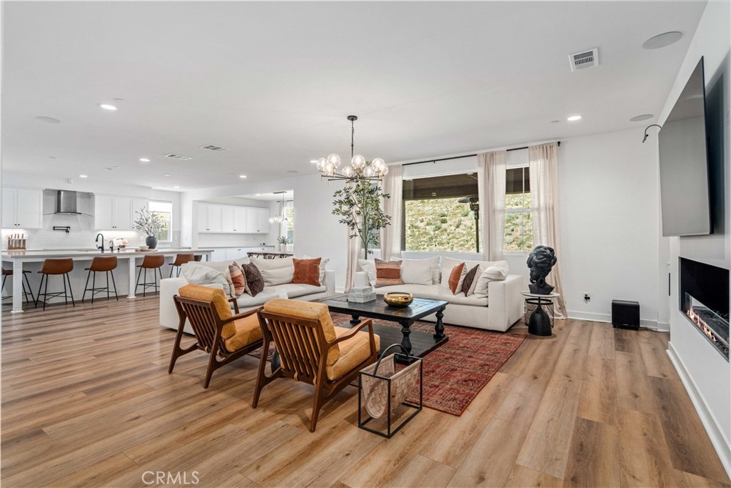 MLS #SR26054036 image #9