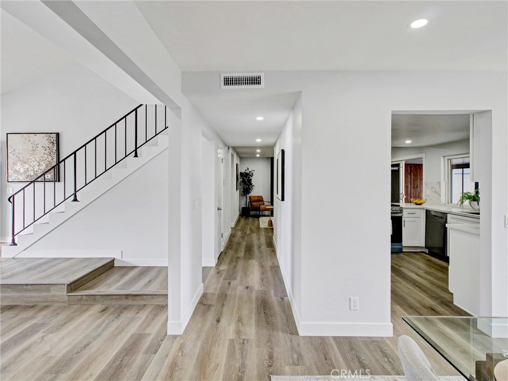 MLS #SR26054841 image #8