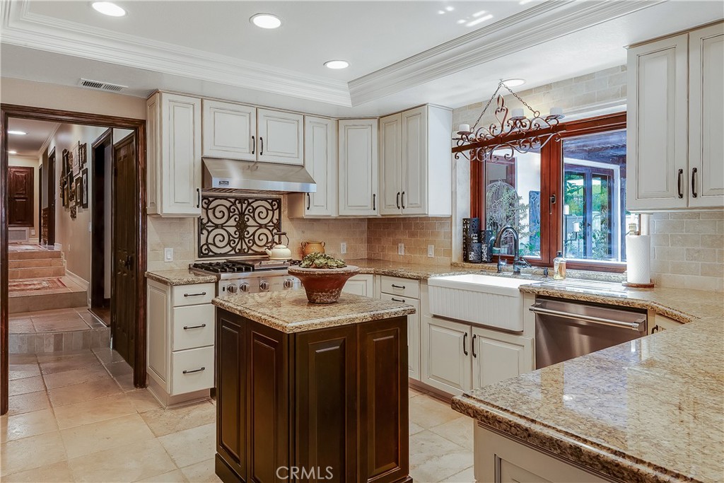 MLS #SR26055493 image #9