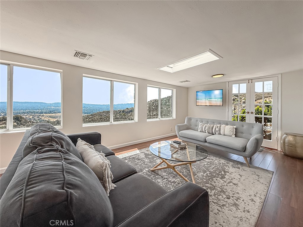 MLS #SR26055668 image #12