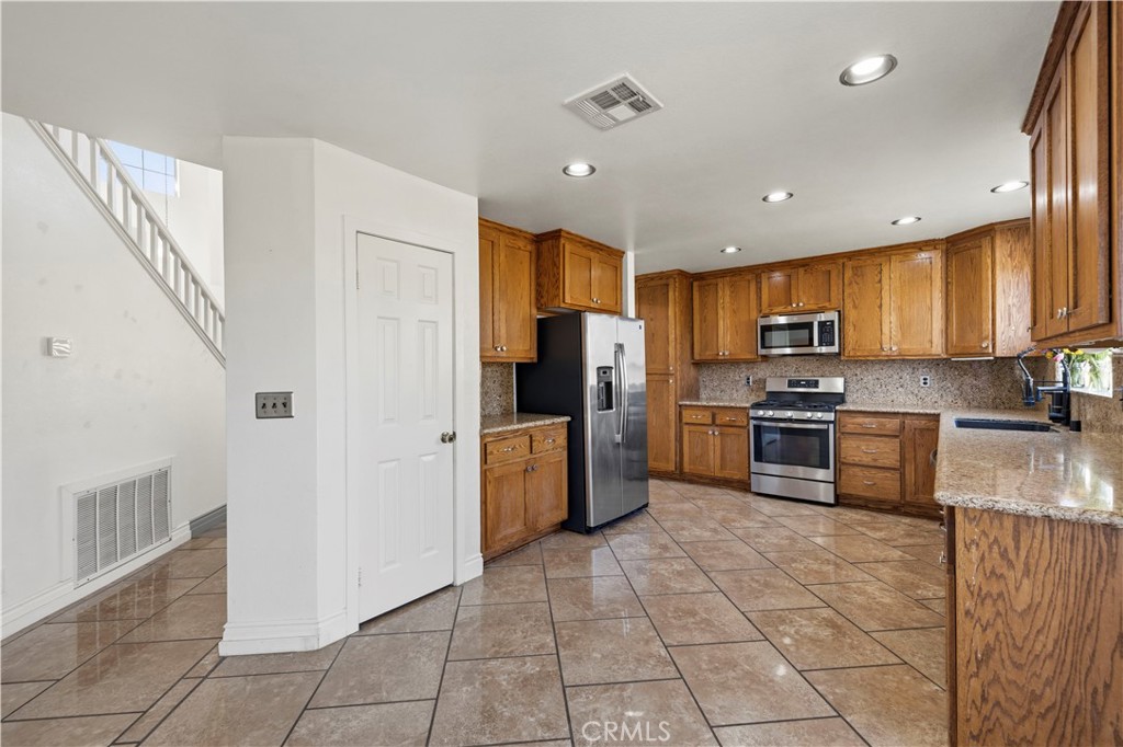 MLS #SR26055673 image #5