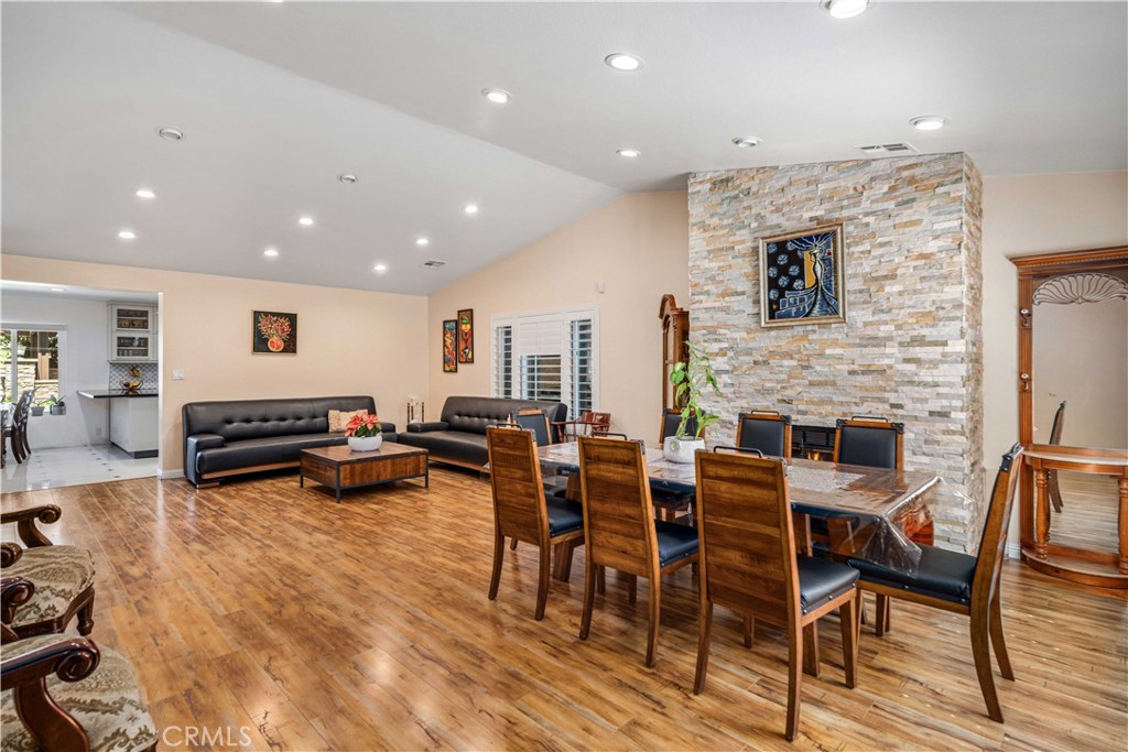 MLS #SR26055799 image #9