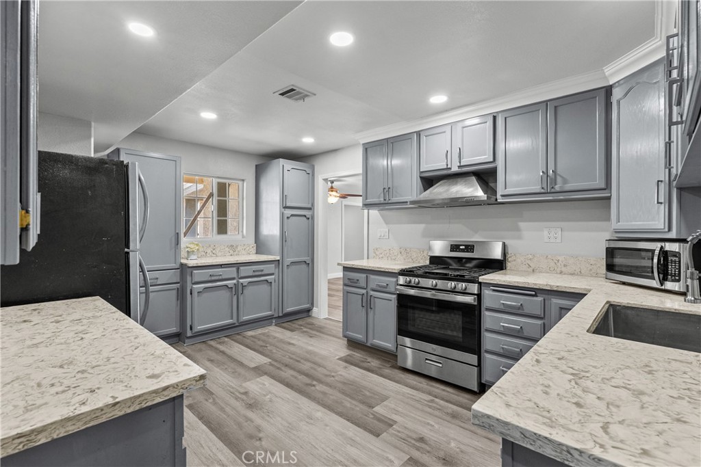 MLS #SR26056330 image #9