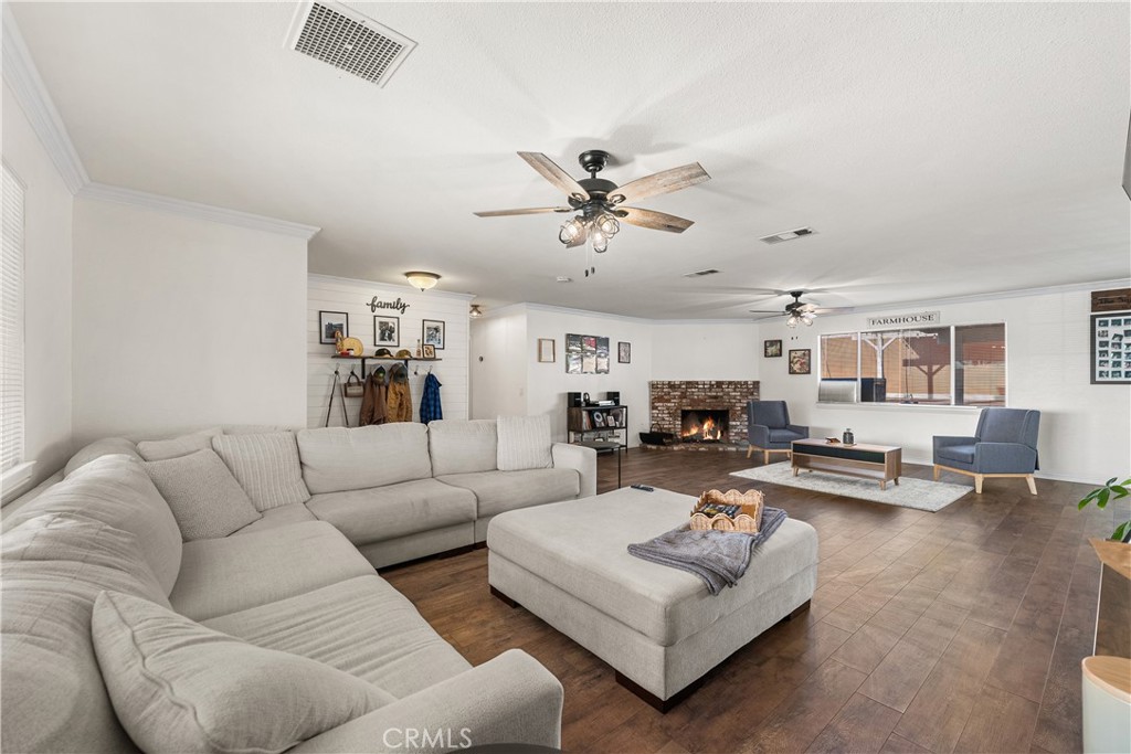 MLS #SR26057299 image #9