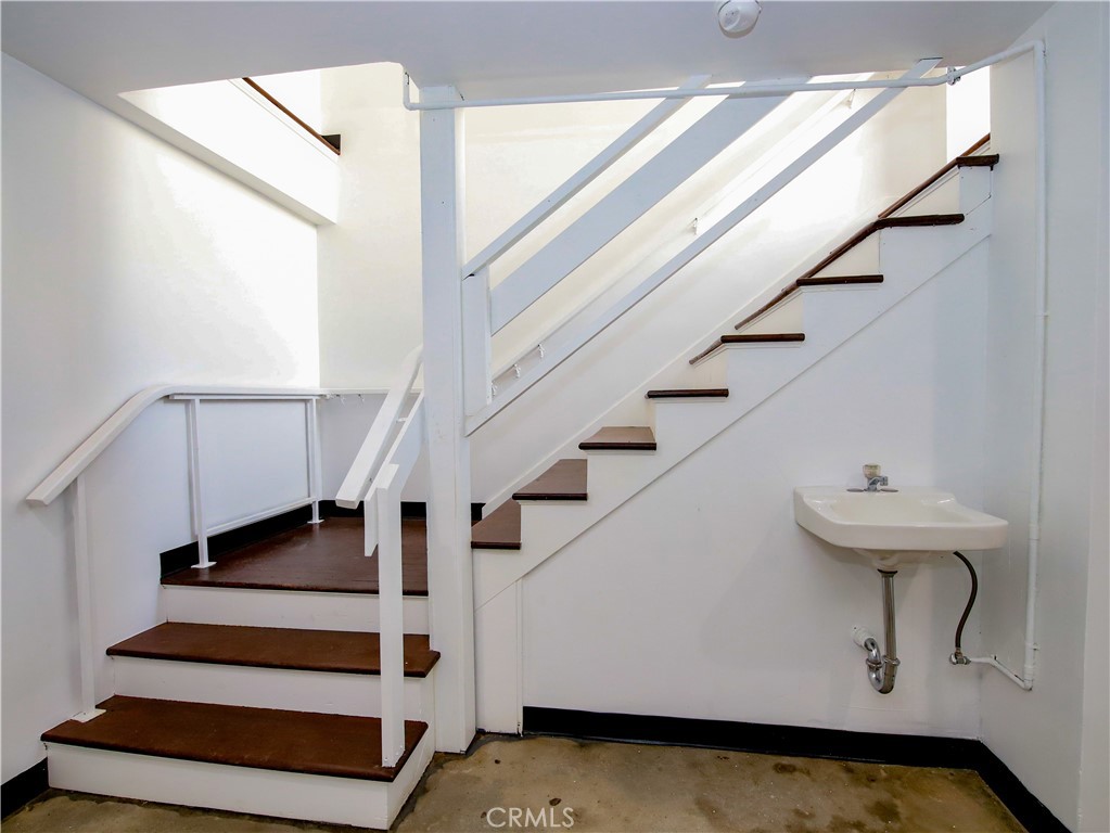 MLS #SR24237886 image #5