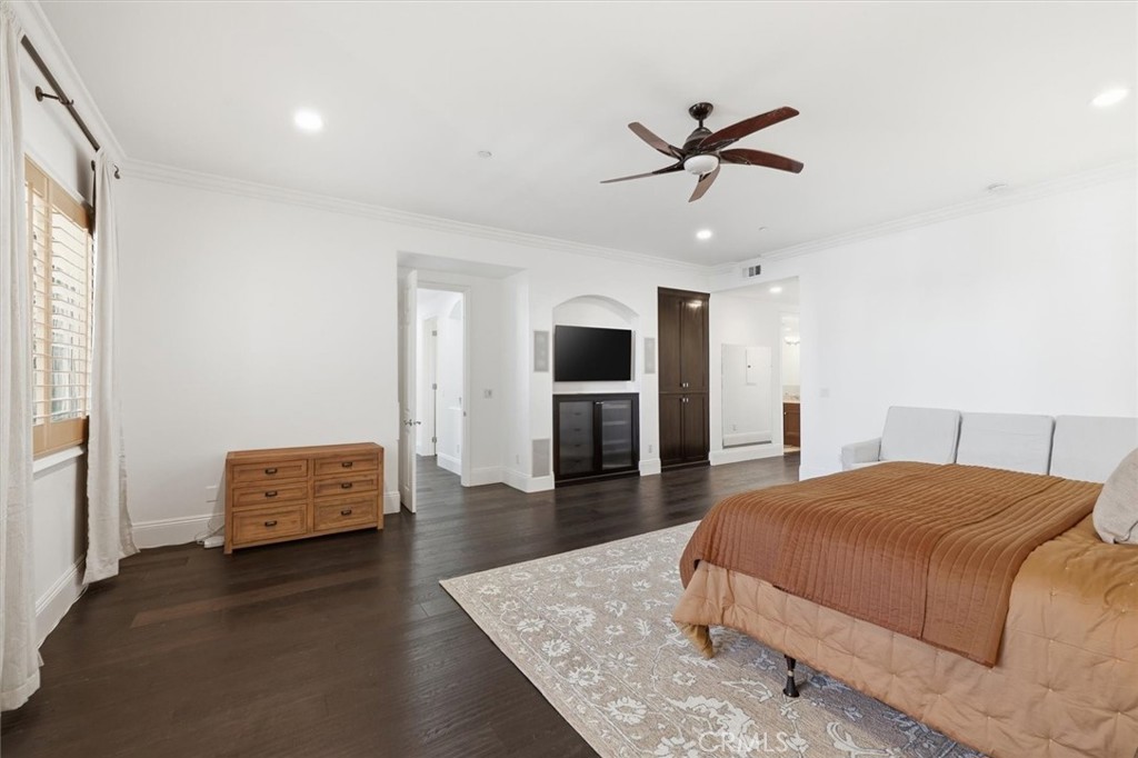 MLS #SR26058618 image #10