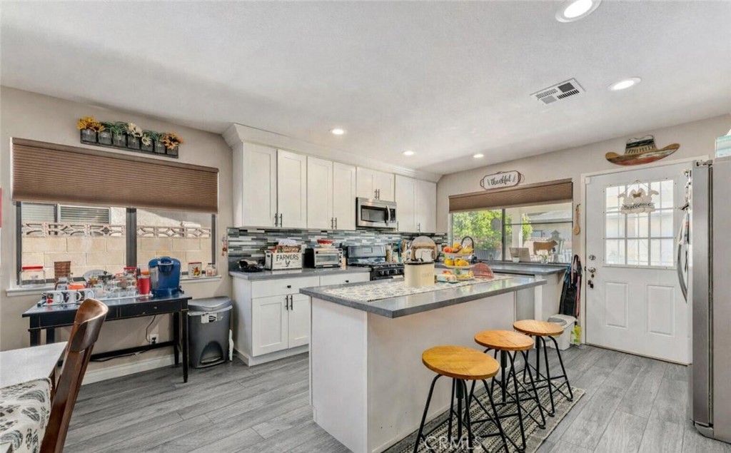 MLS #SR26061505 image #1