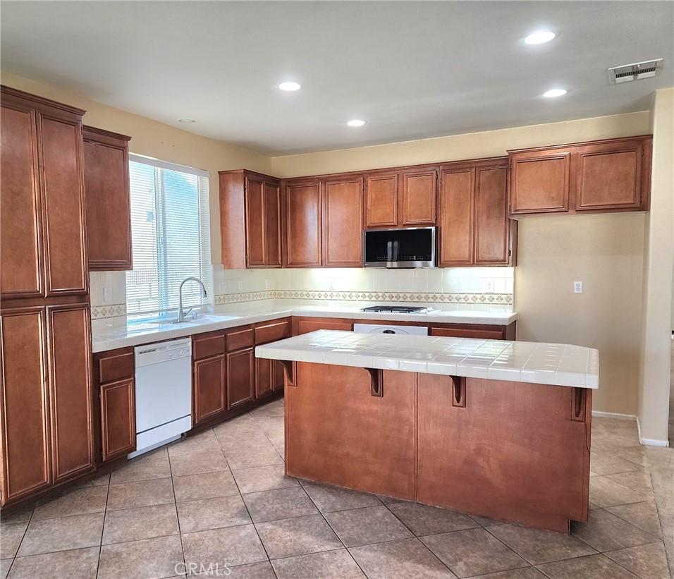 MLS #SR26062873 image #5