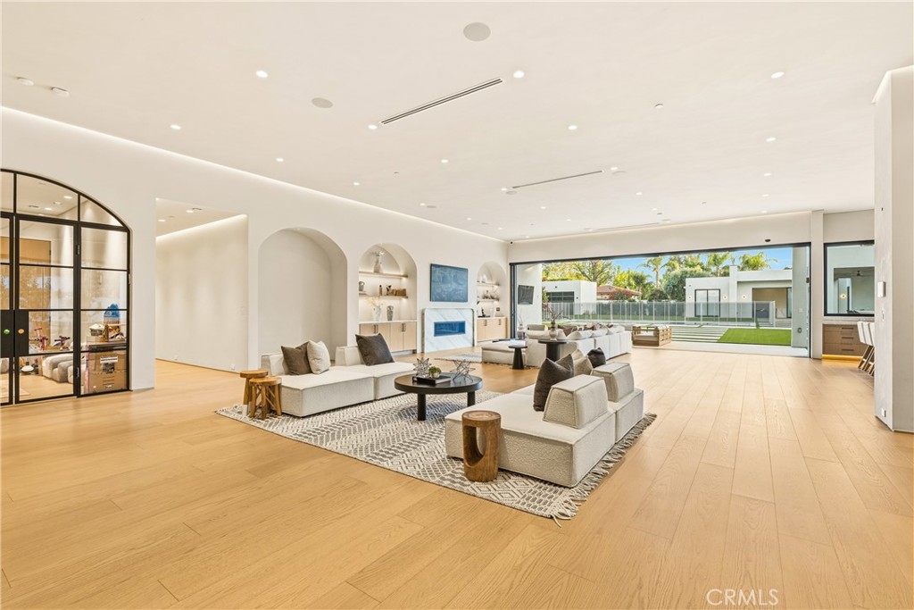 MLS #SR26064011 image #9