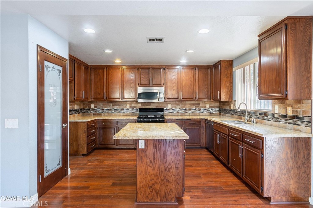 MLS #SR26065771 image #10