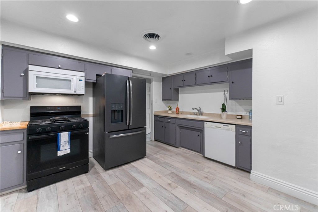 MLS #SR26065850 image #3