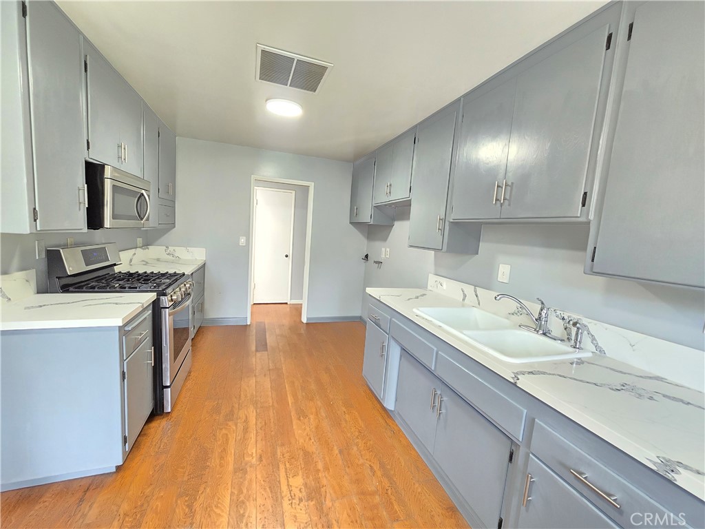 MLS #SR26068333 image #2