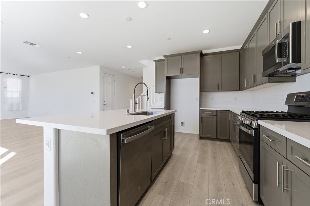 MLS #SR26068685 image #2