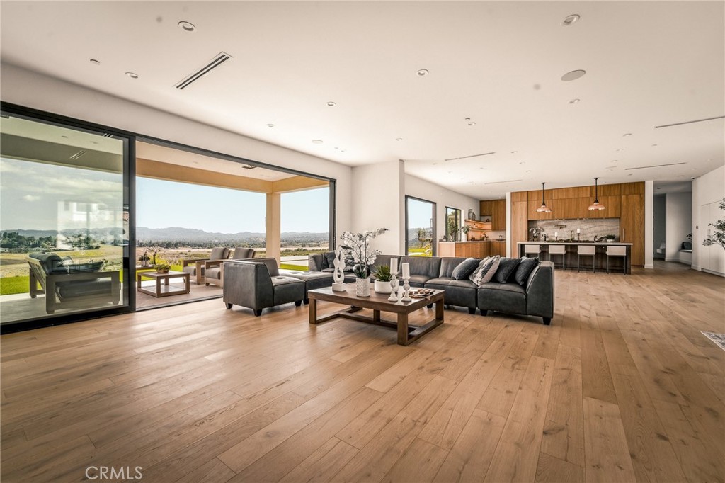 MLS #SR26069152 image #6