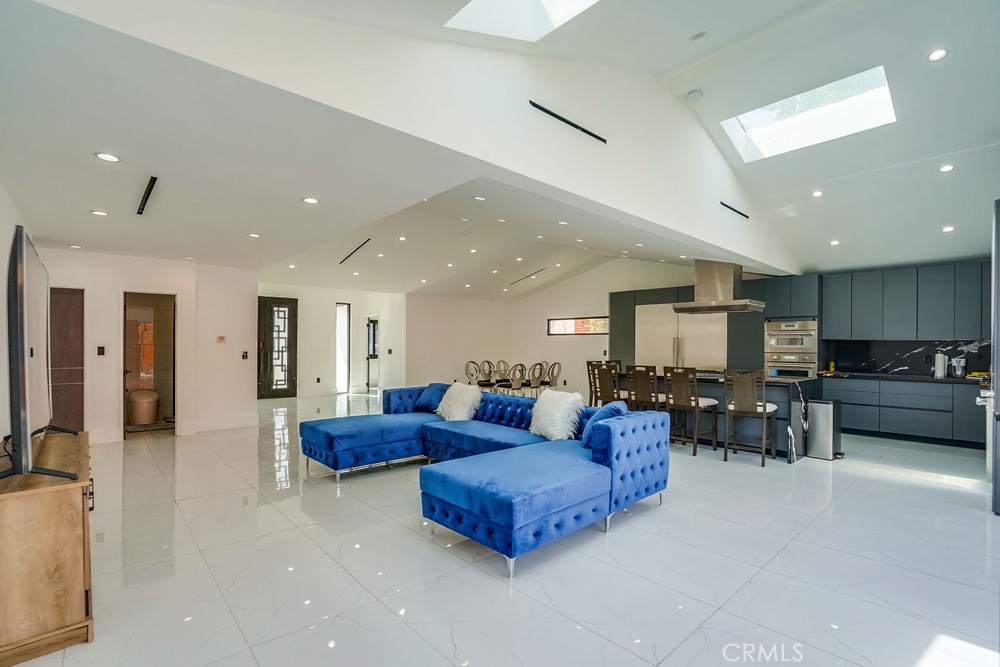 MLS #SR26069389 image #9