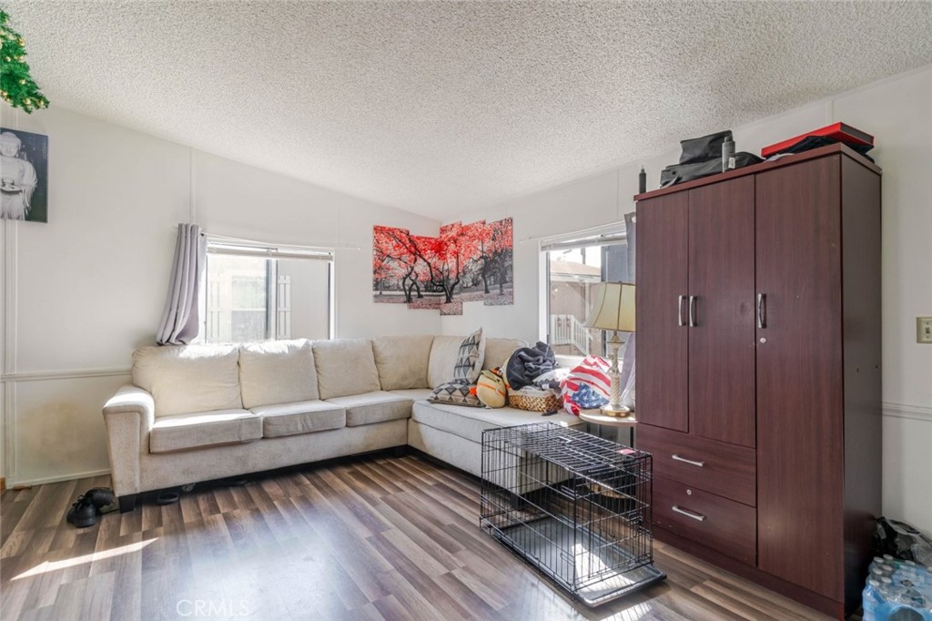 MLS #SR26069435 image #3