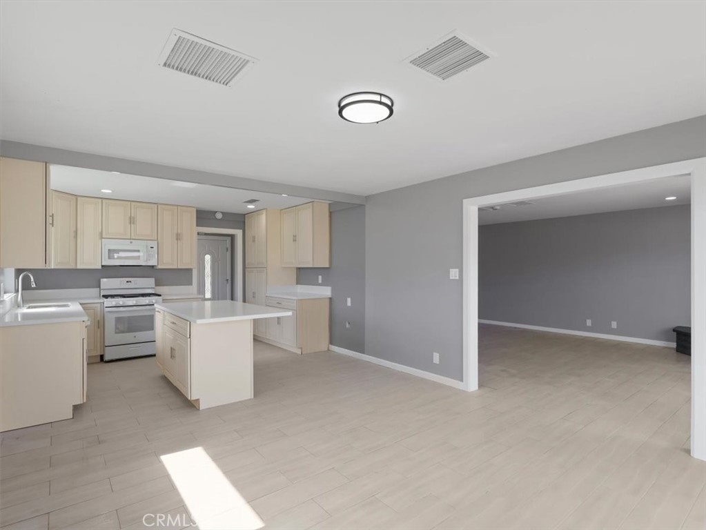 MLS #SR26070572 image #6