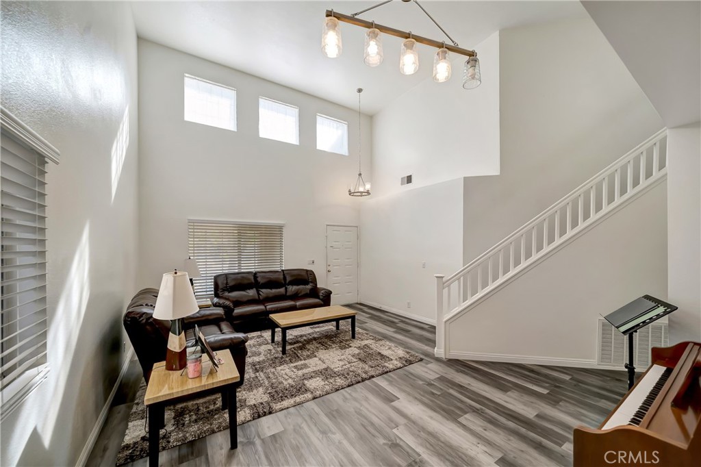 MLS #SR26073270 image #9