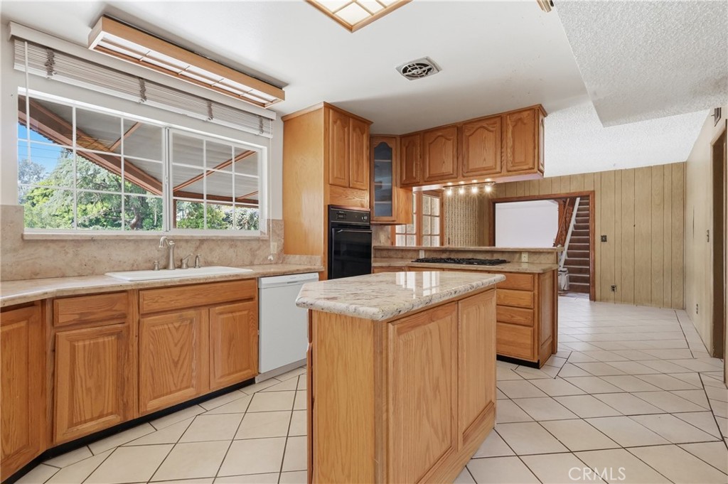 MLS #SR26073414 image #8