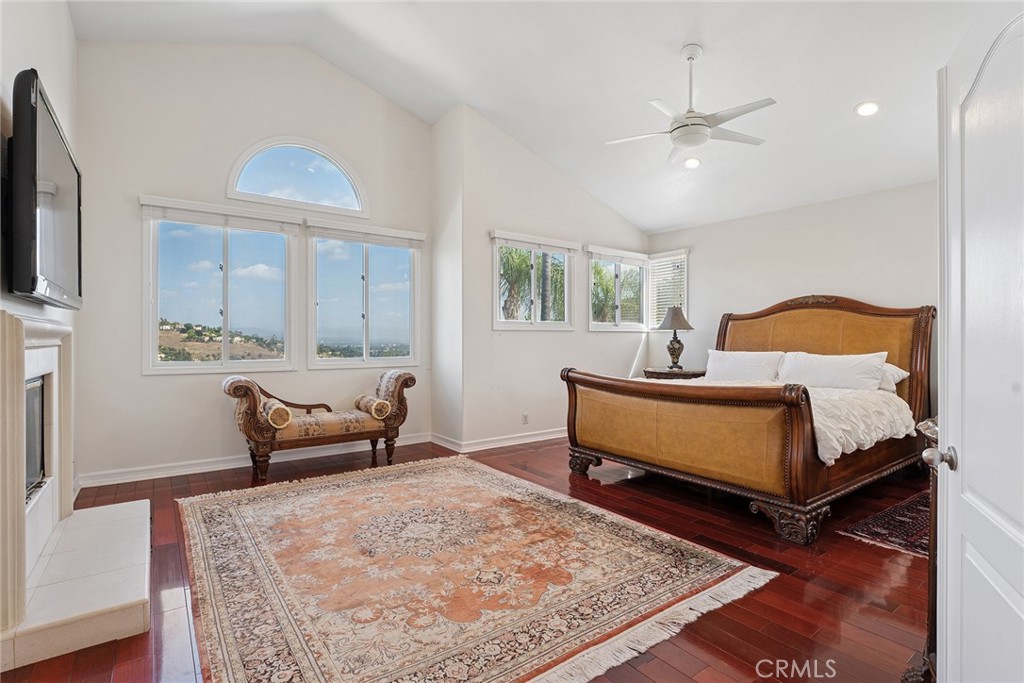 MLS #SR26075593 image #12