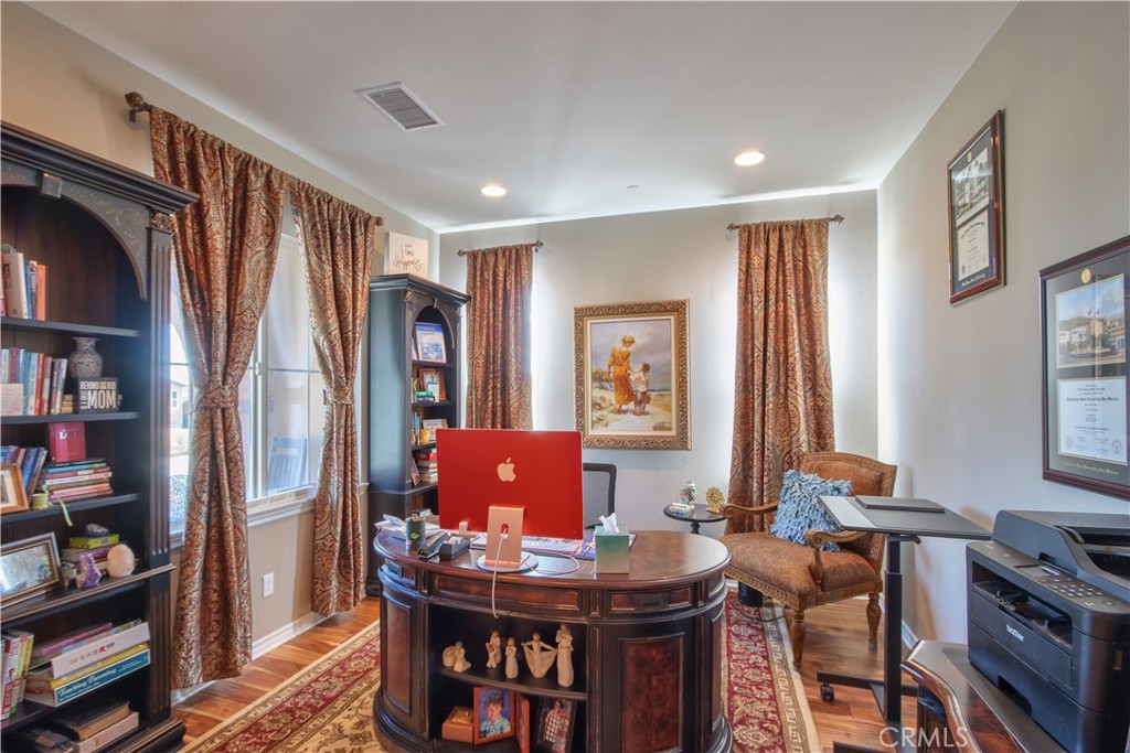 MLS #SW26058297 image #5