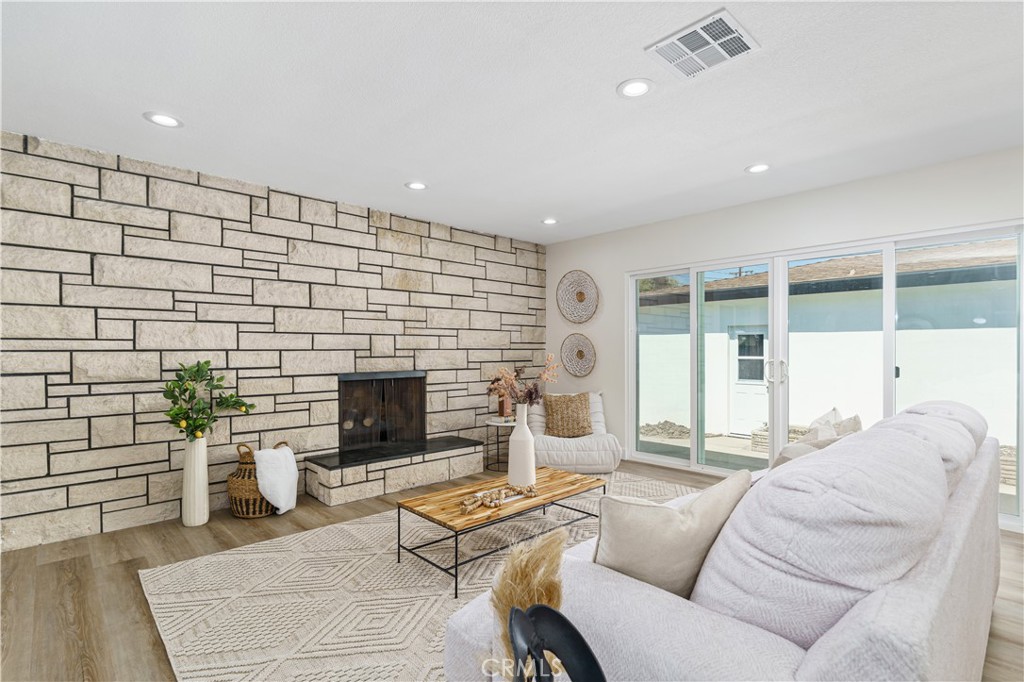 MLS #TR26055558 image #8