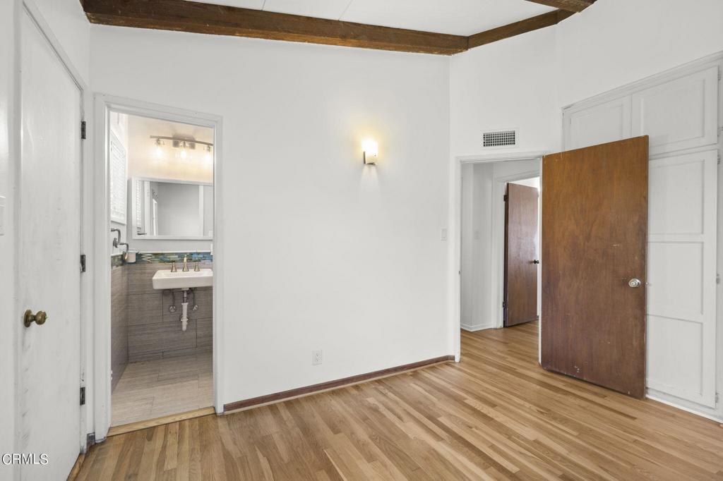 MLS #V1-34729 image #14