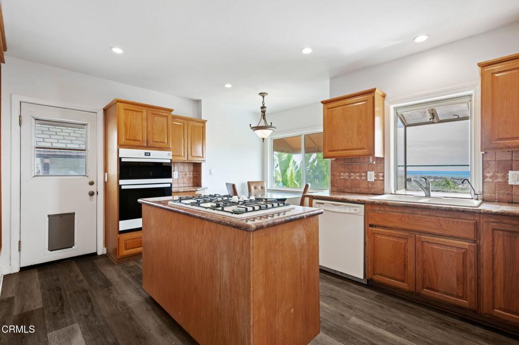 MLS #V1-34922 image #21