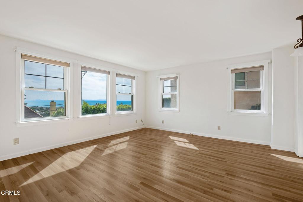 MLS #V1-34922 image #31