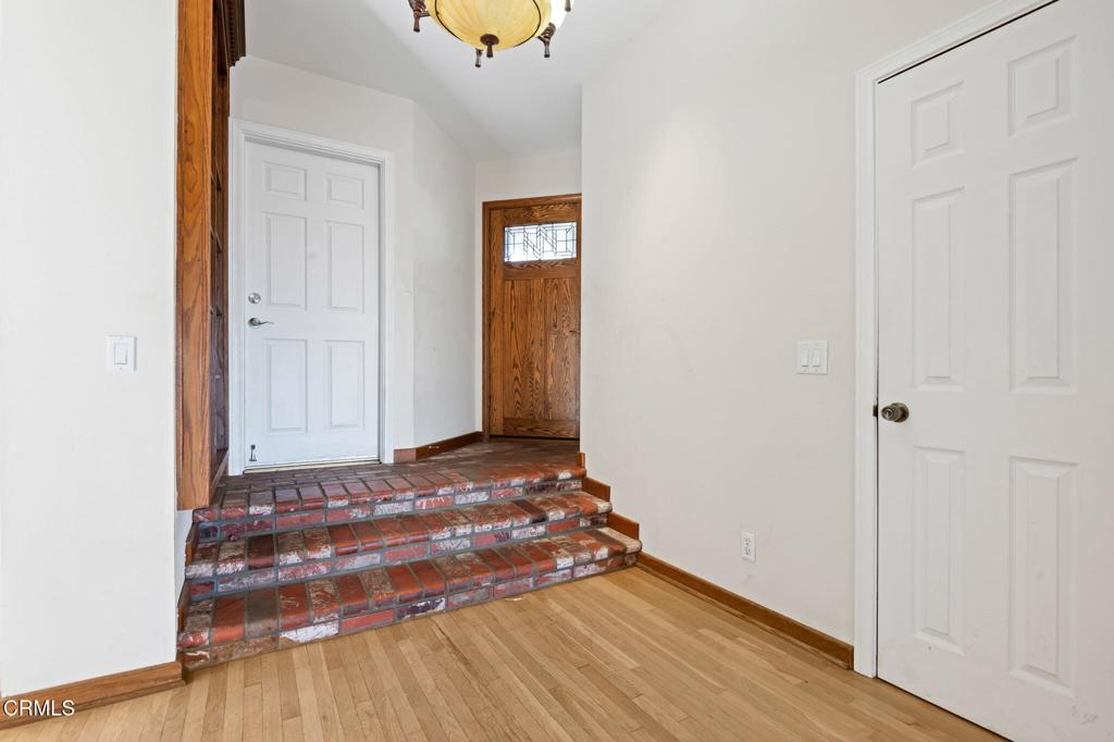 MLS #V1-34922 image #7