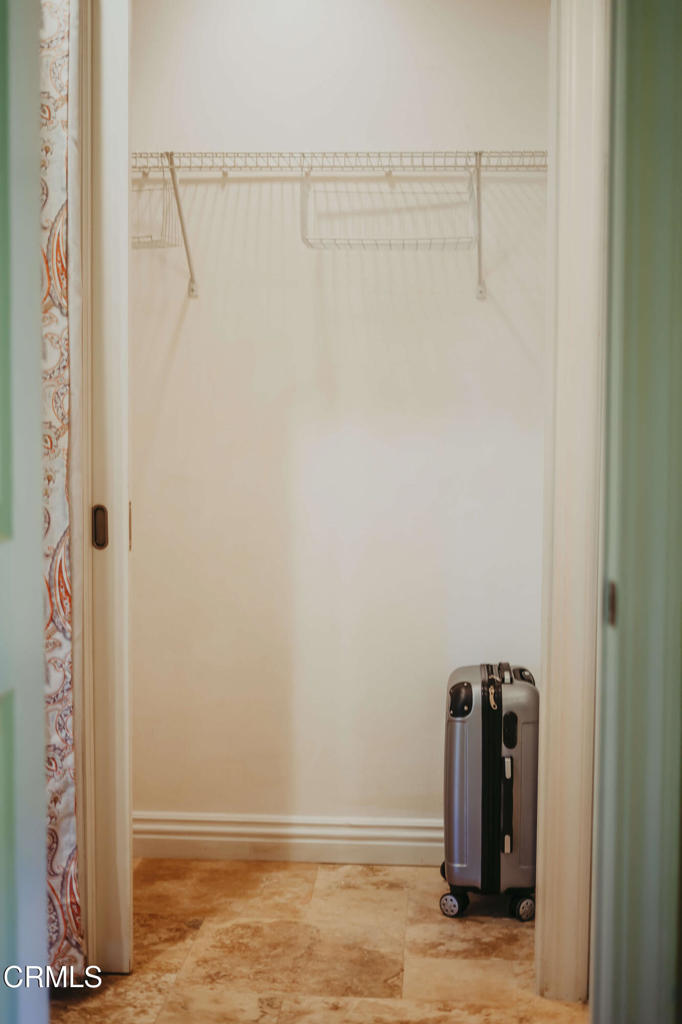 MLS #V1-35064 image #29