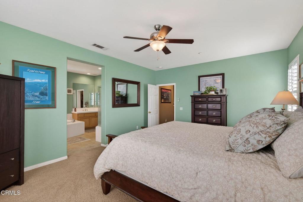 MLS #V1-35113 image #27