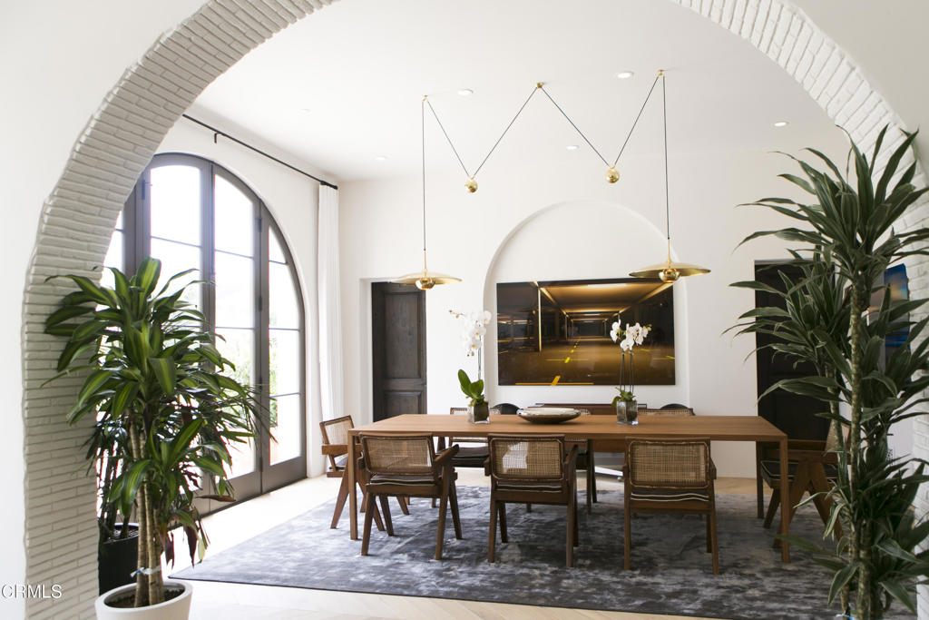 MLS #V1-35172 image #10