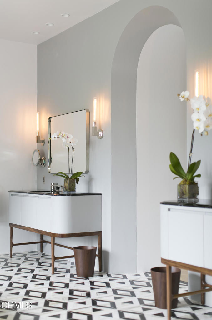 MLS #V1-35172 image #20