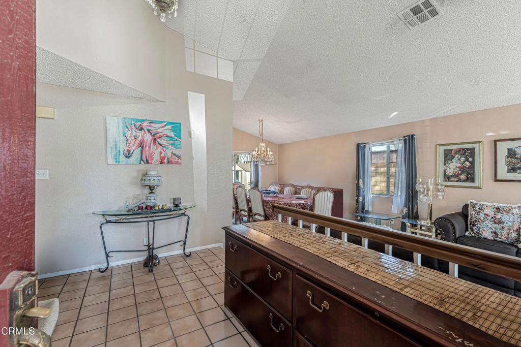 MLS #V1-35309 image #3