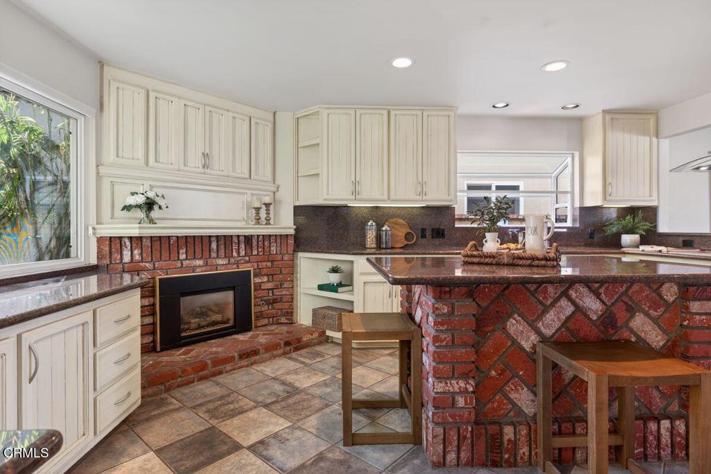 MLS #V1-35320 image #30