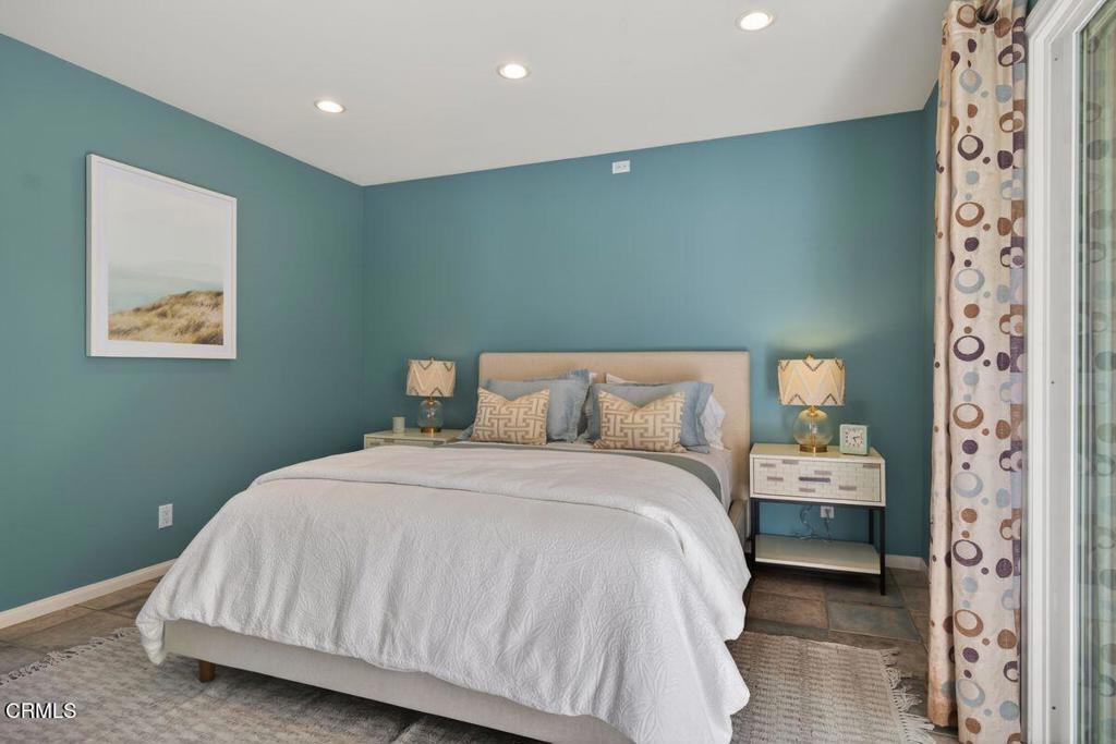 MLS #V1-35320 image #33