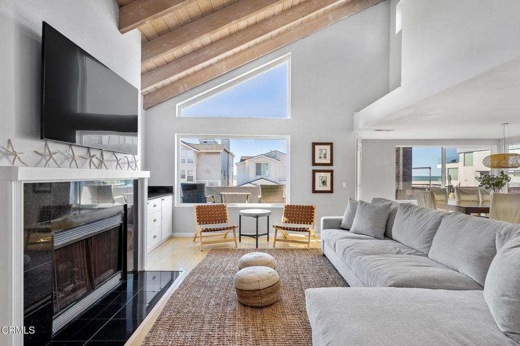 MLS #V1-35401 image #4