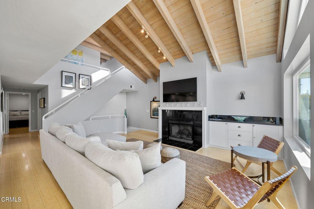 MLS #V1-35401 image #5