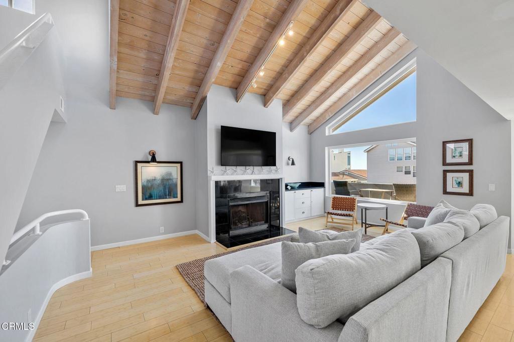 MLS #V1-35401 image #6