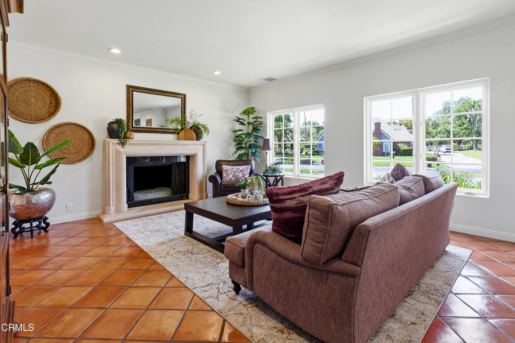 MLS #V1-35432 image #11