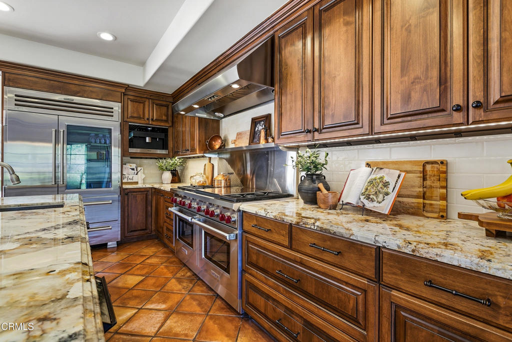 MLS #V1-35432 image #18