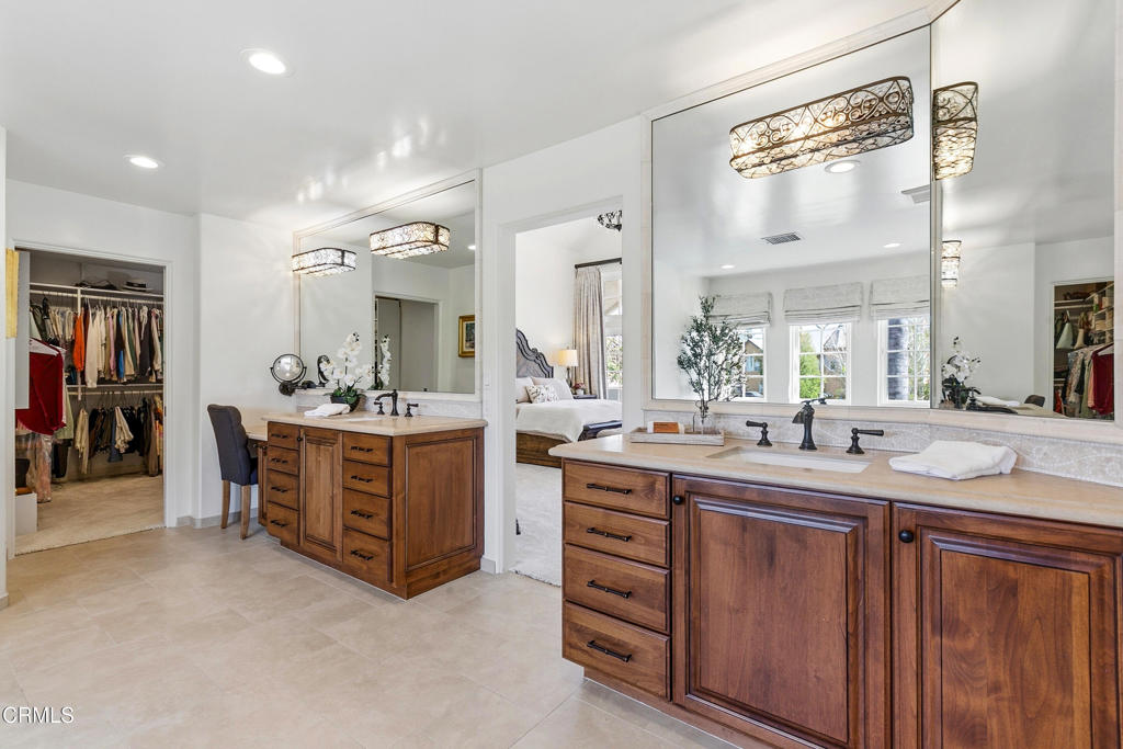 MLS #V1-35432 image #34