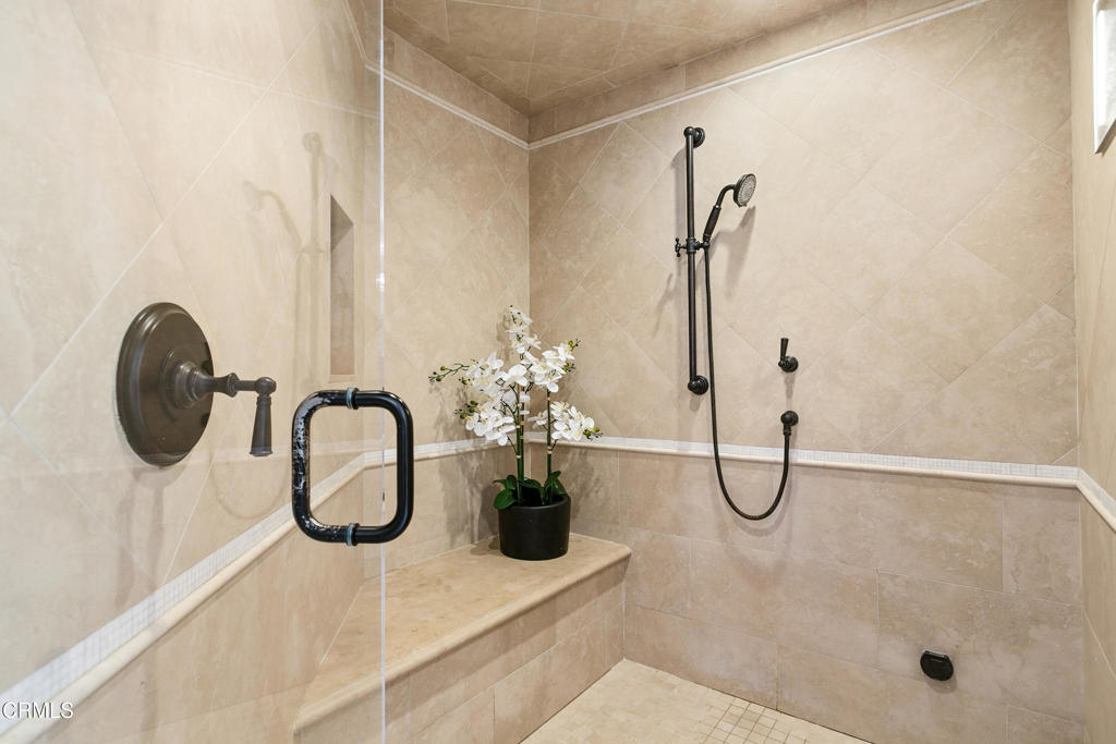 MLS #V1-35432 image #37