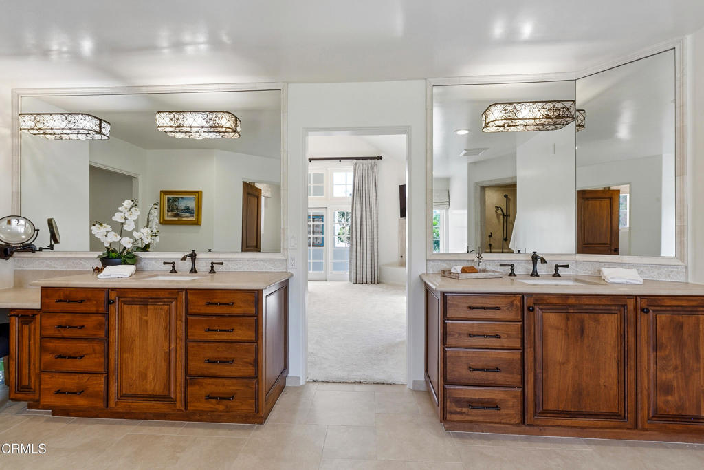 MLS #V1-35432 image #39