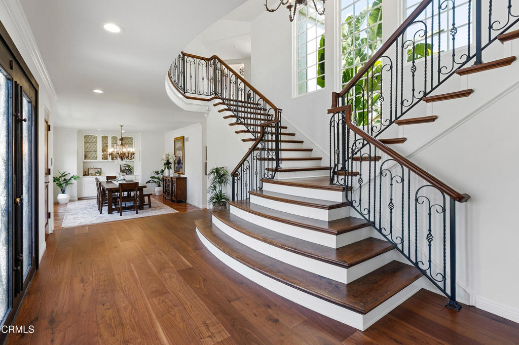 MLS #V1-35432 image #9