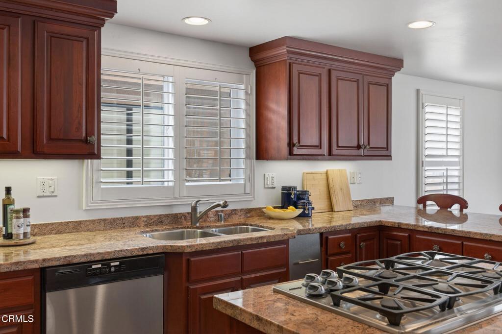 MLS #V1-35471 image #27