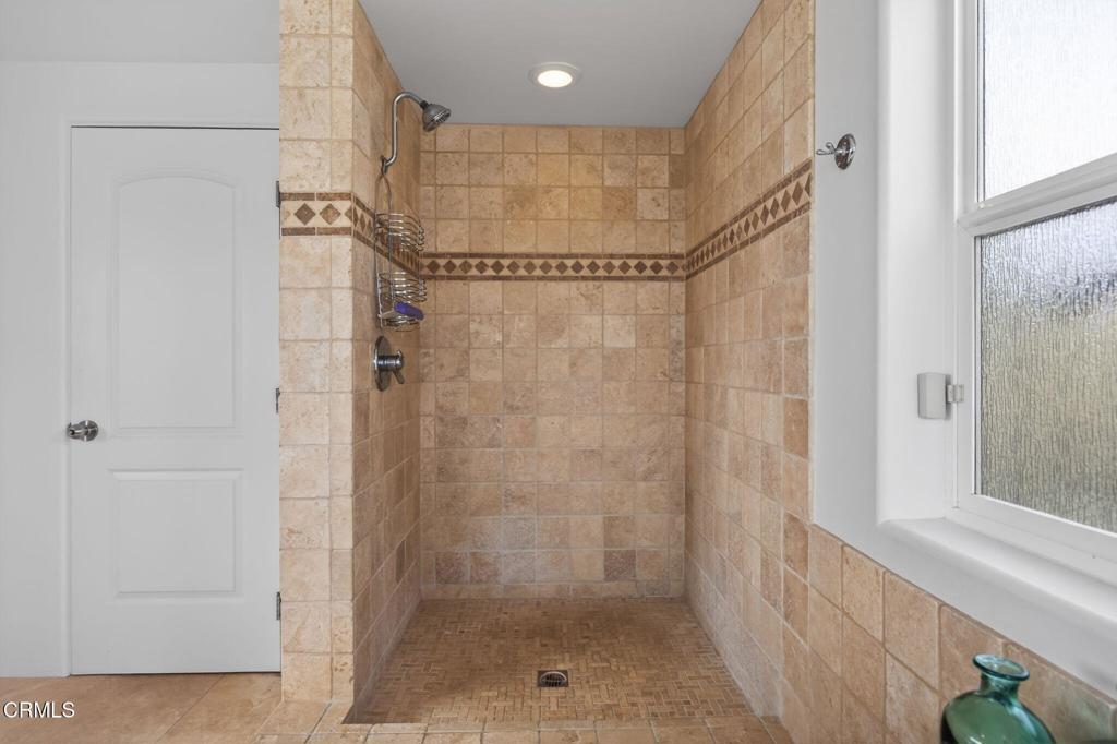 MLS #V1-35471 image #37